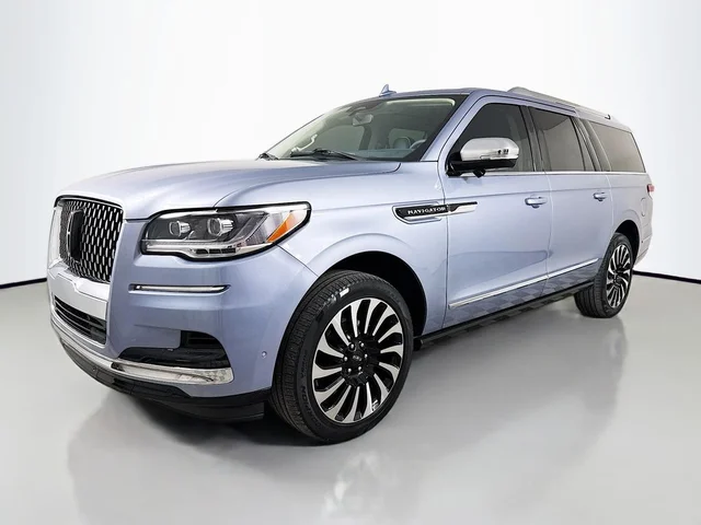 2023 Lincoln Navigator L Black Label