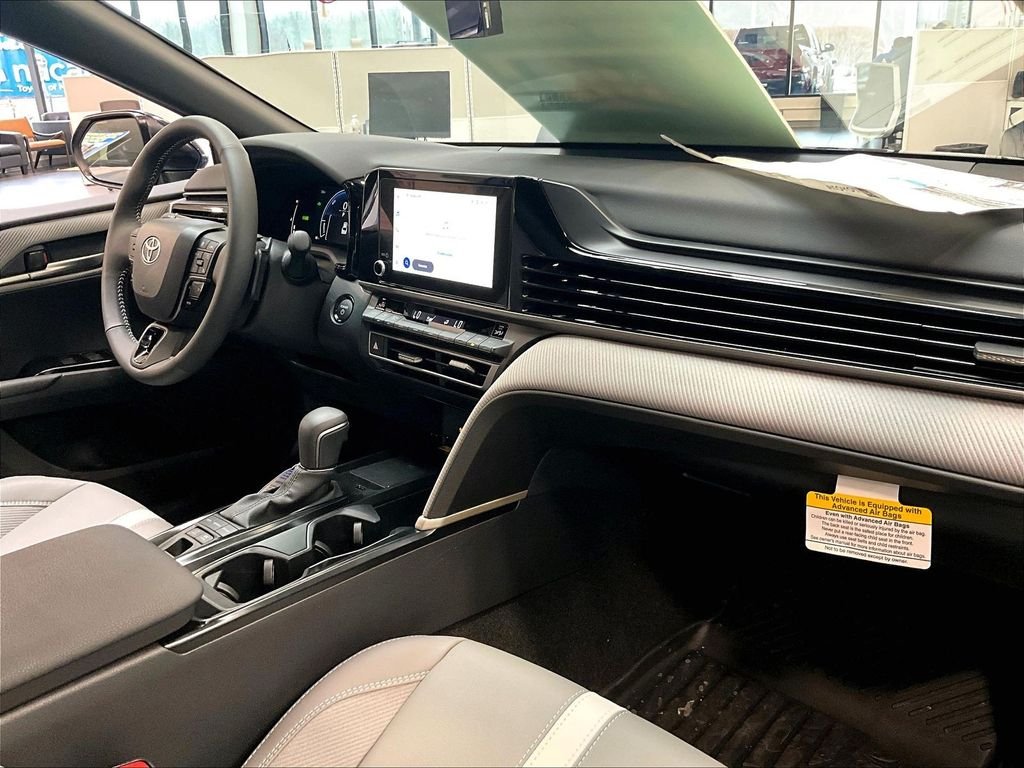 New 2026 Ocean Gem Toyota SE image 10