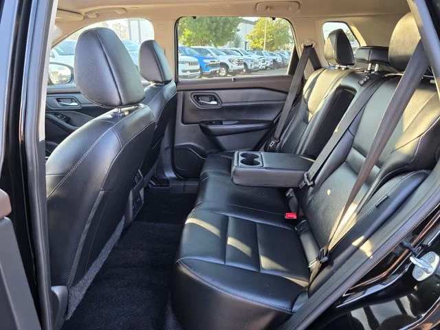 Used 2023 Black Nissan SL image 19