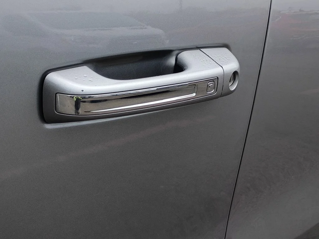 Used 2022 Billet Silver Metallic Clearcoat Ram Limited image 13