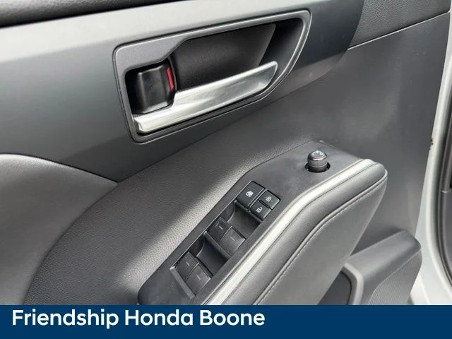Used 2020 Silver Toyota XLE image 16