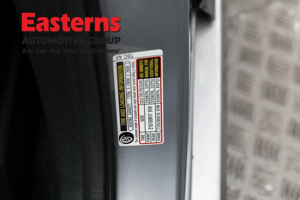 Used 2021 Silver Honda EX image 32