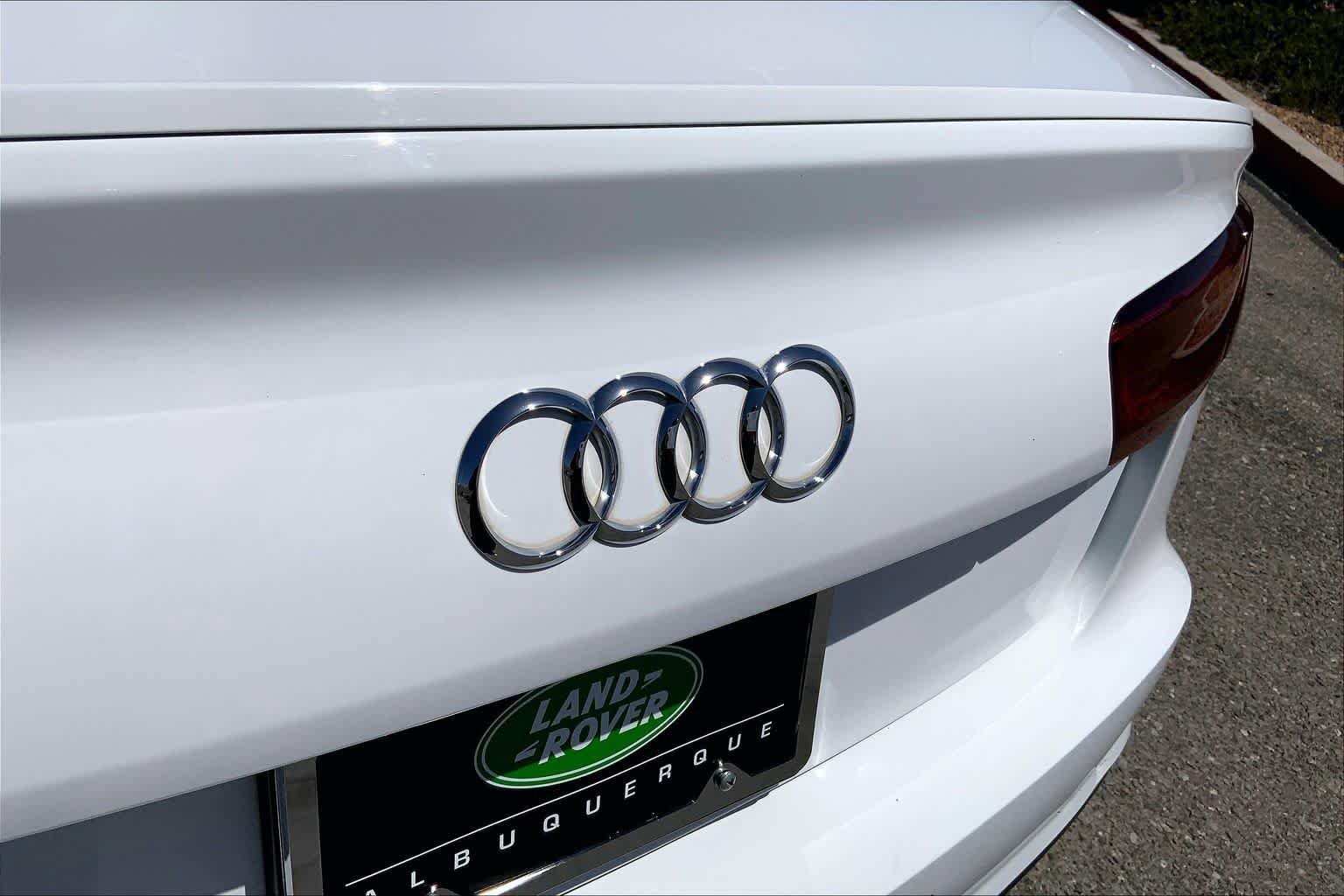 Used 2017 Glacier White Metallic Audi Premium Plus image 9