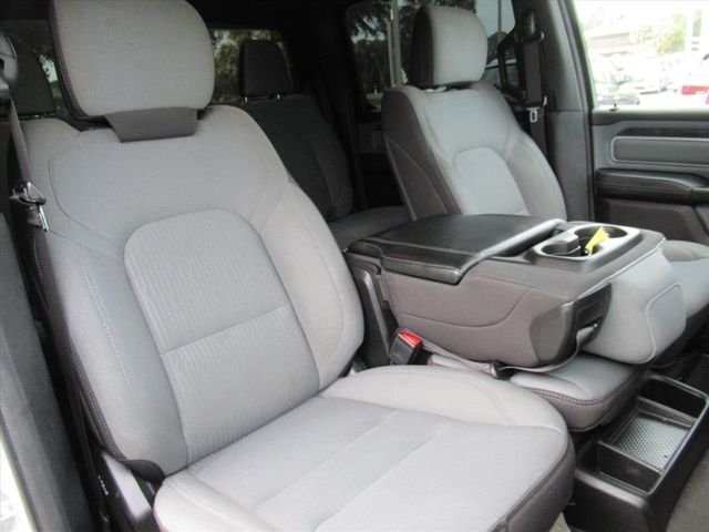 Used 2023 White Ram Big Horn/Lone Star image 9