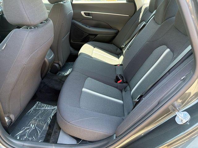 New 2026 Gray Hyundai SE image 25