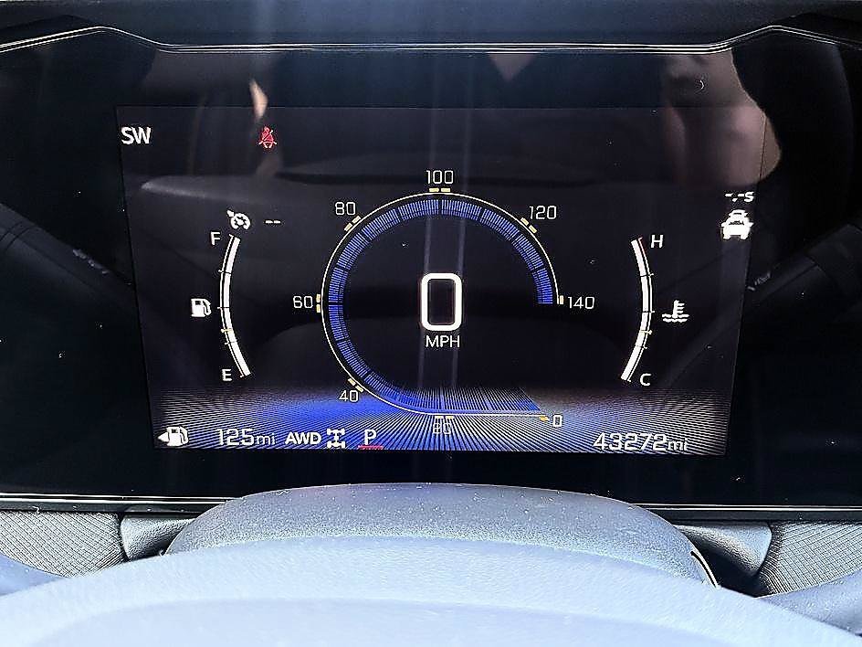 Used 2025 Cacti Green Chevrolet ACTIV image 20
