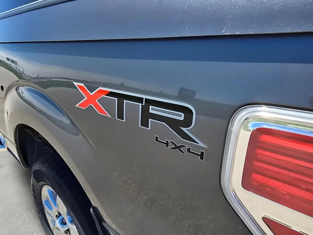 Used 2013 STERLING GRAY METALLIC Ford XLT image 16