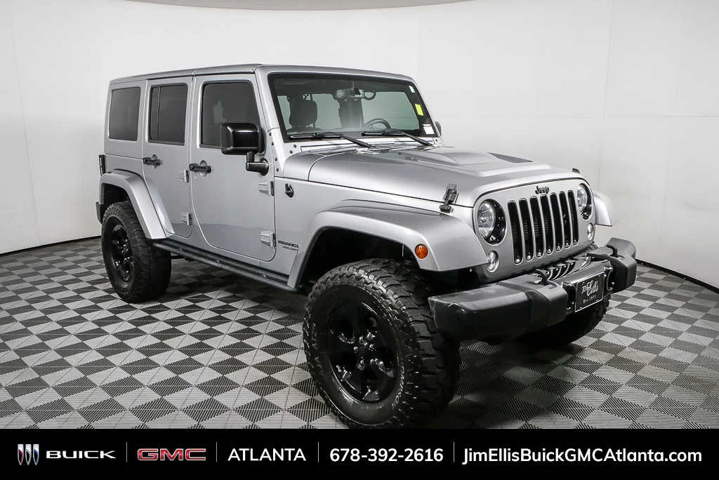 2015 Jeep Wrangler Altitude's photo