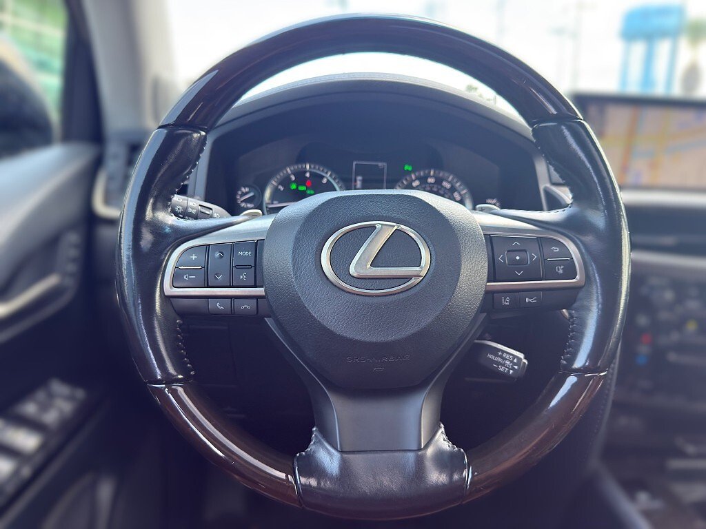 Certified Used 2020 ATOMIC SILVER Lexus Three-Row image 16