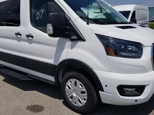 New 2026 Oxford White Ford Passenger Van XLT image 2