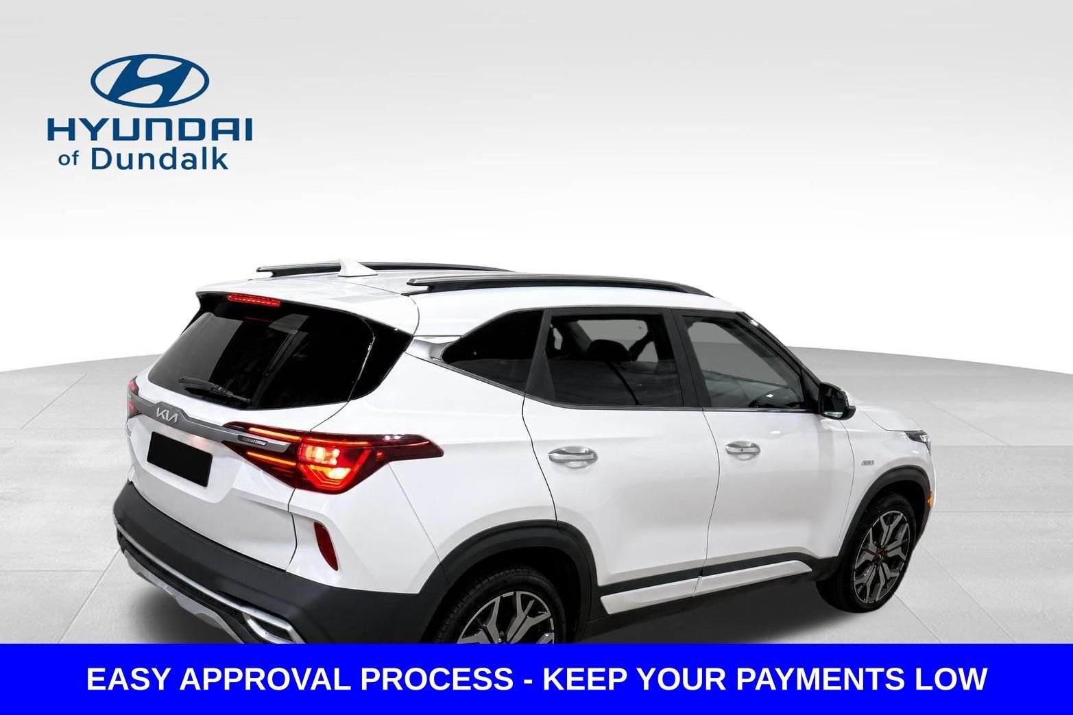 Used 2022 White Kia SX image 5