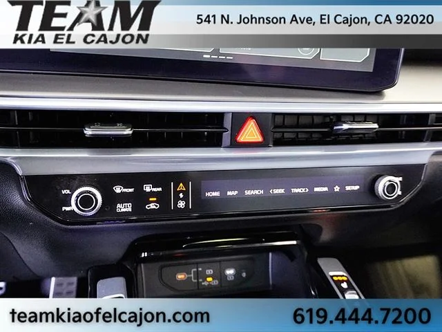 Certified Used 2025 Gray Kia SX Prestige image 31