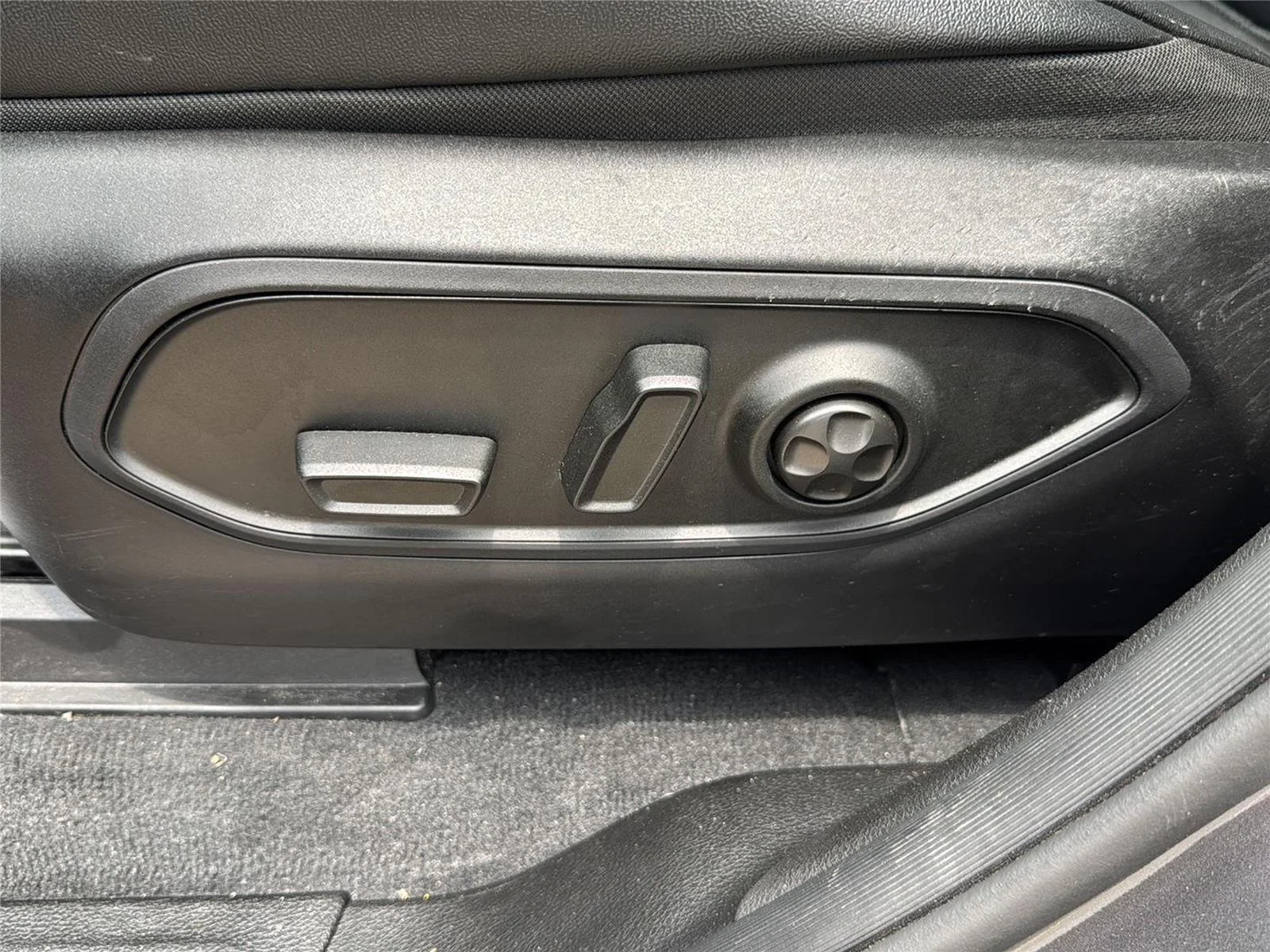 2023 Jeep Grand Cherokee Altitude - Photo 14