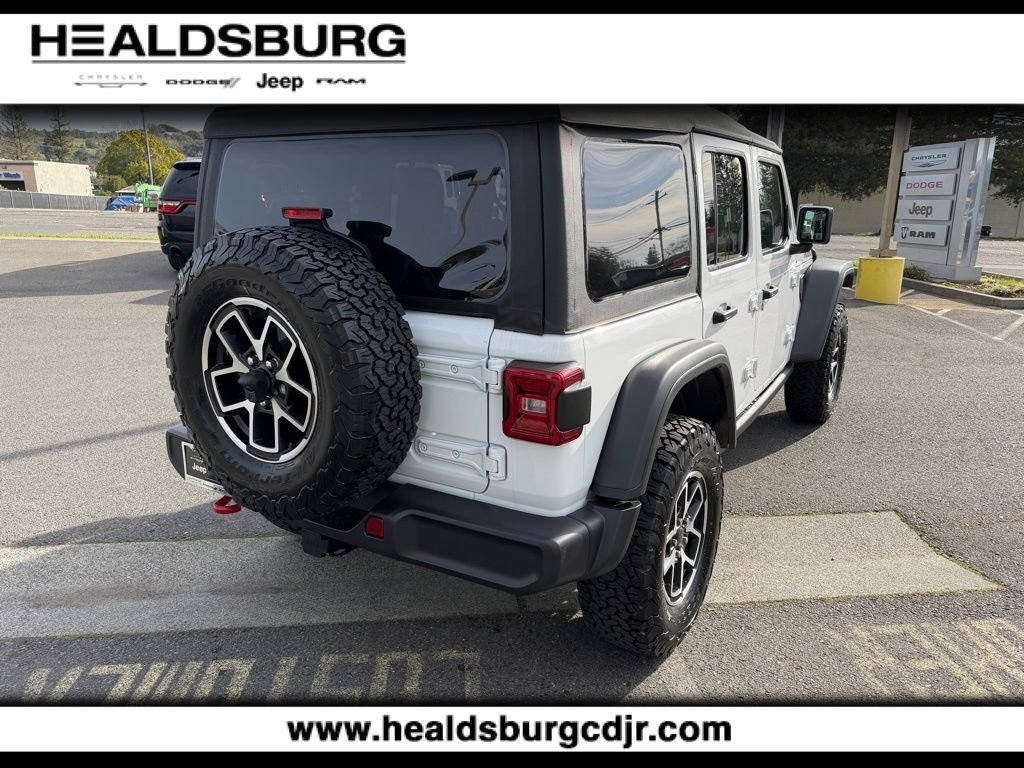 New 2026 Bright White Clear-Coat Exterior Paint Jeep Rubicon image 5