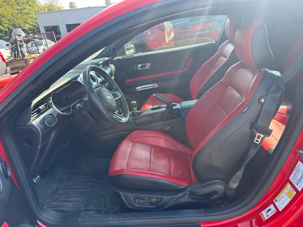 Used 2021 Red Ford GT Premium image 5