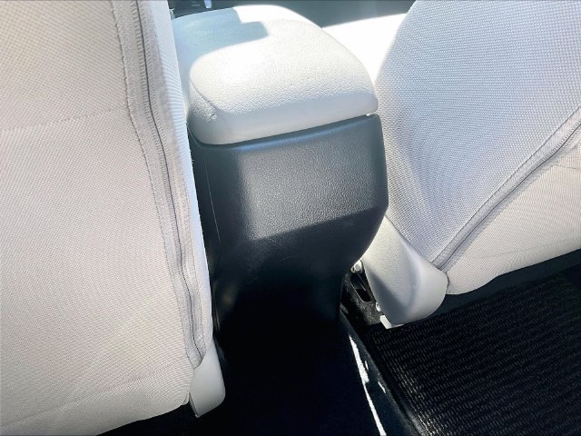 Used 2015 Gray Subaru 2.5i Premium image 30
