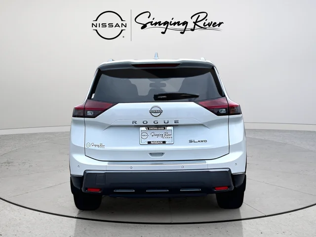 Used 2024 White Nissan SL image 5