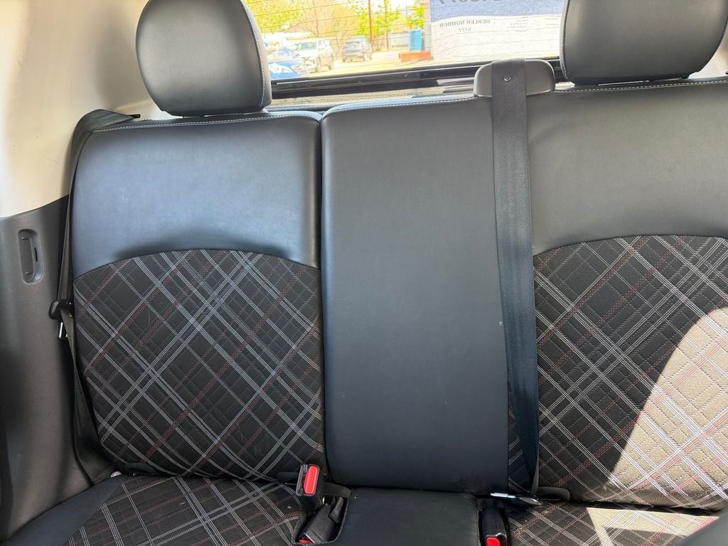 Used 2024 Black Mitsubishi SE image 19