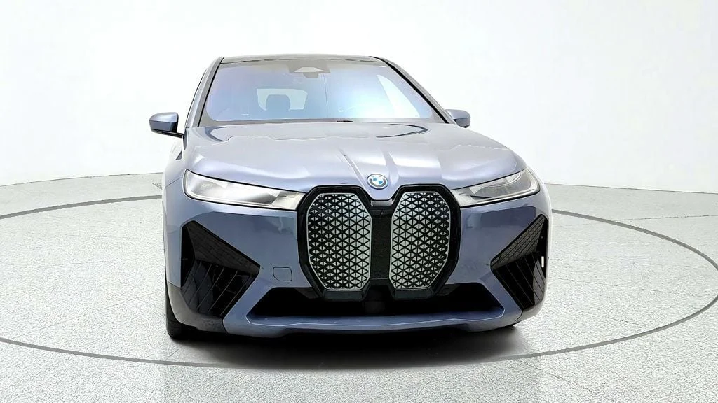 Used 2025 Storm Bay Metallic BMW xDrive50 SAV w/ Premium, Sport, Luxury Pkgs & Air Suspension image 2