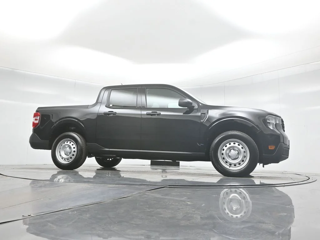 Used 2025 Black Ford XL image 3
