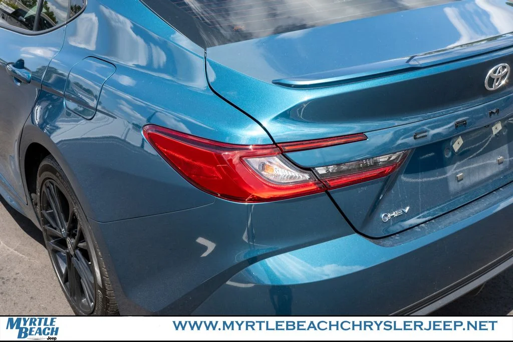 Used 2025 Ocean Toyota SE image 11