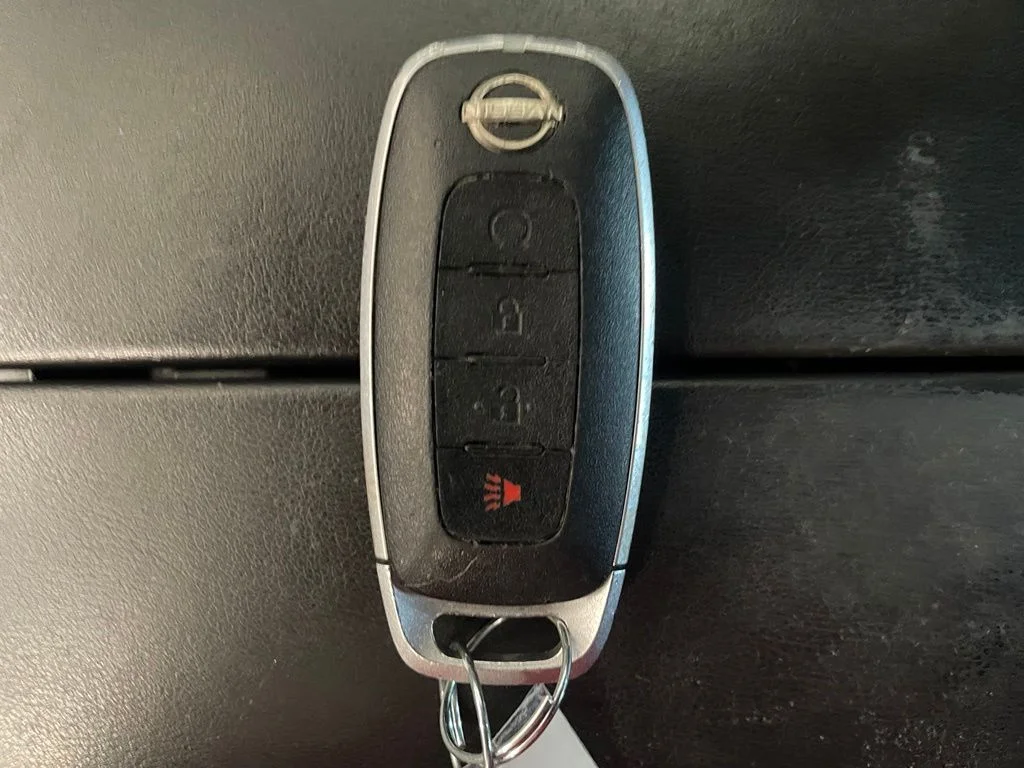 Used 2023 Red Nissan SV image 18