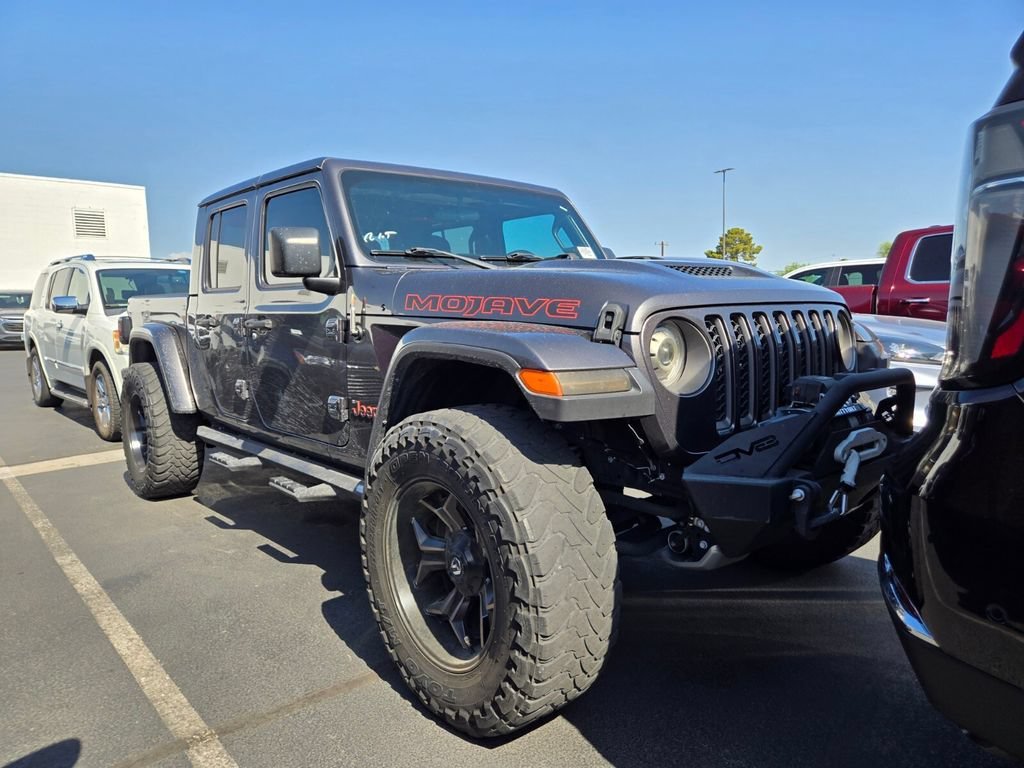 Used 2021 Granite Crystal M Jeep Mojave image 1