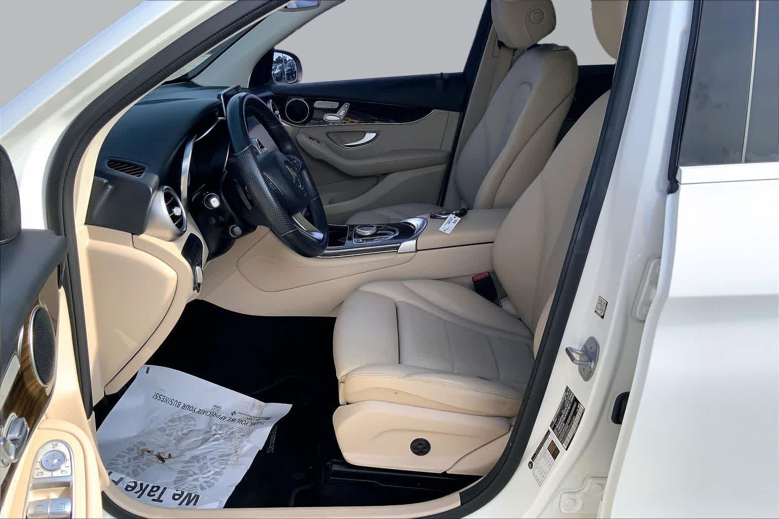 Certified Used 2019 Polar White Mercedes-Benz GLC 300 image 8