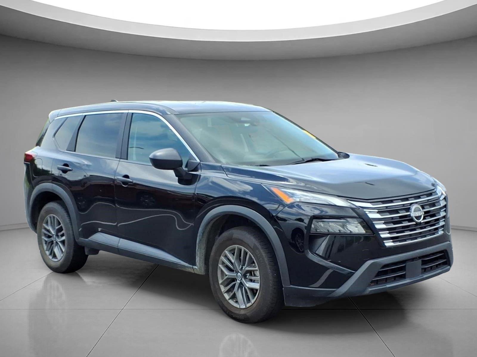 2024 Nissan Rogue S FWD's photo