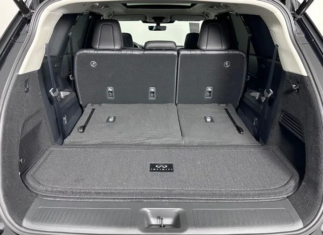 Certified Used 2026 Mineral Black INFINITI LUXE image 26