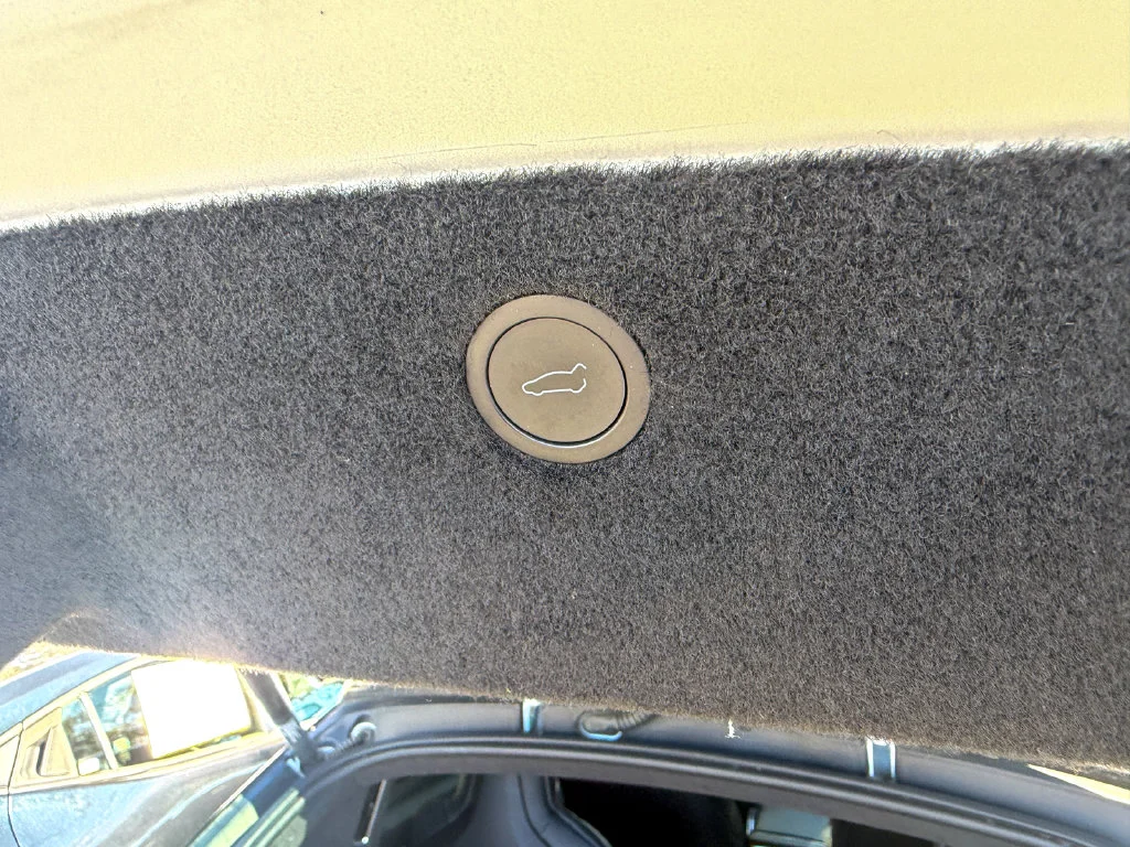 Used 2022 White Tesla Plaid image 27