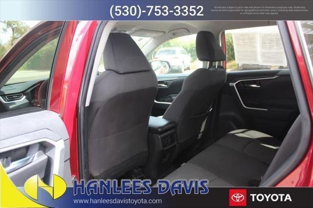 2022 Toyota RAV4 XLE - Photo 15