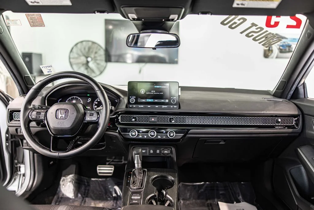 Used 2025 Silver Honda Sport image 32