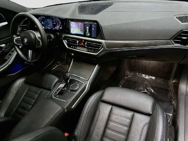 Used 2021 Black BMW 330i image 28