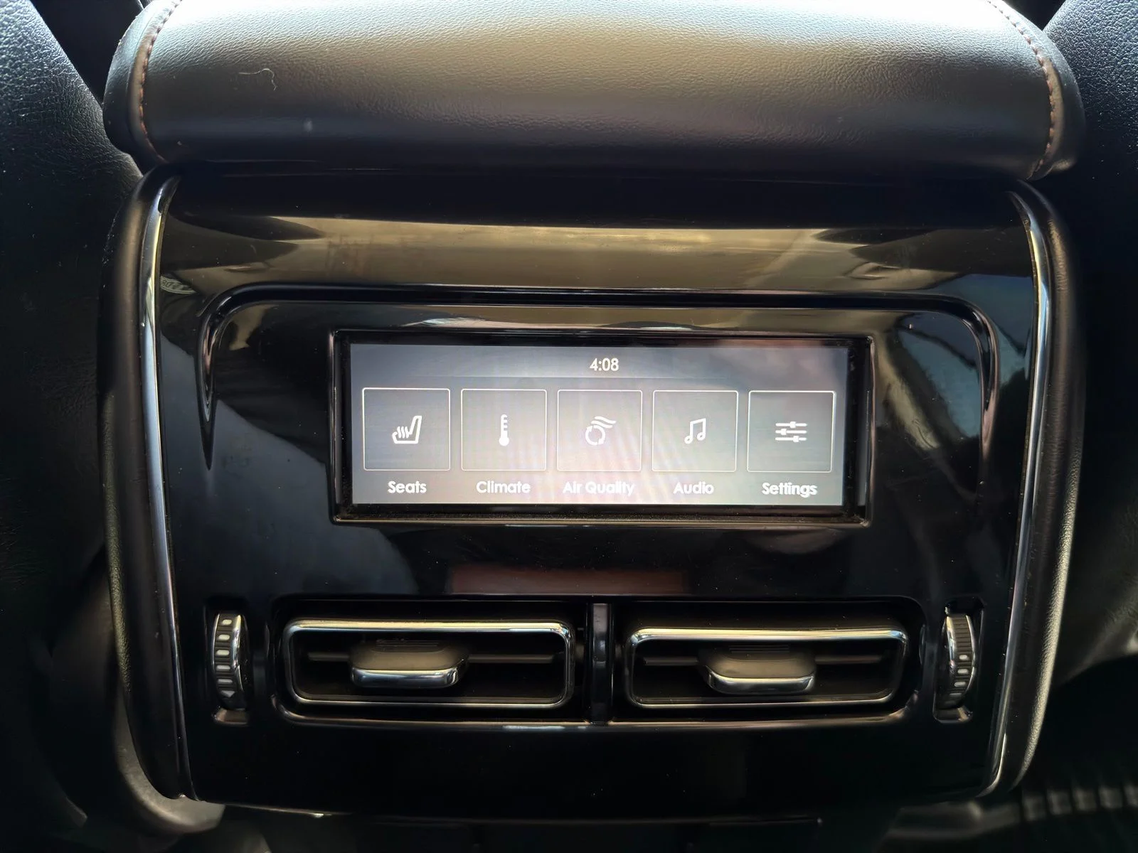 Used 2021 Gray Lincoln Reserve image 31