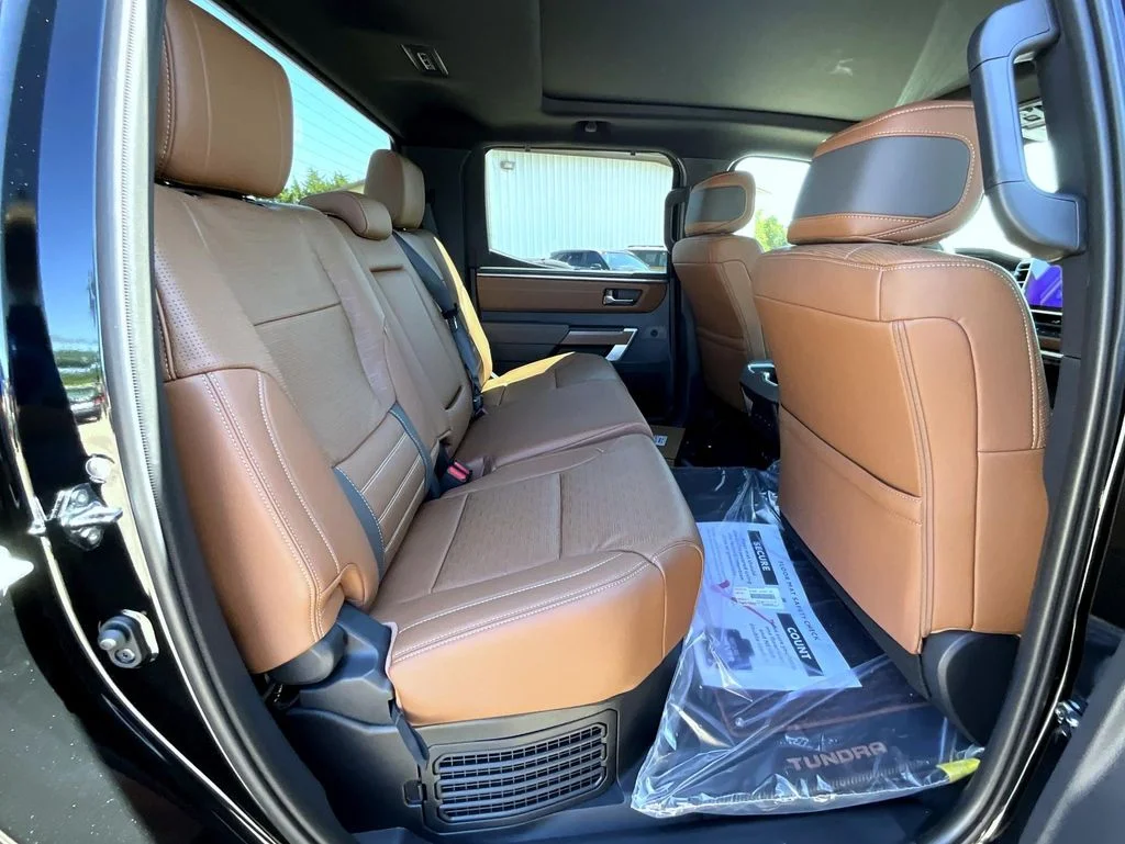 2025 Toyota Tundra 1794 Edition - Photo 11