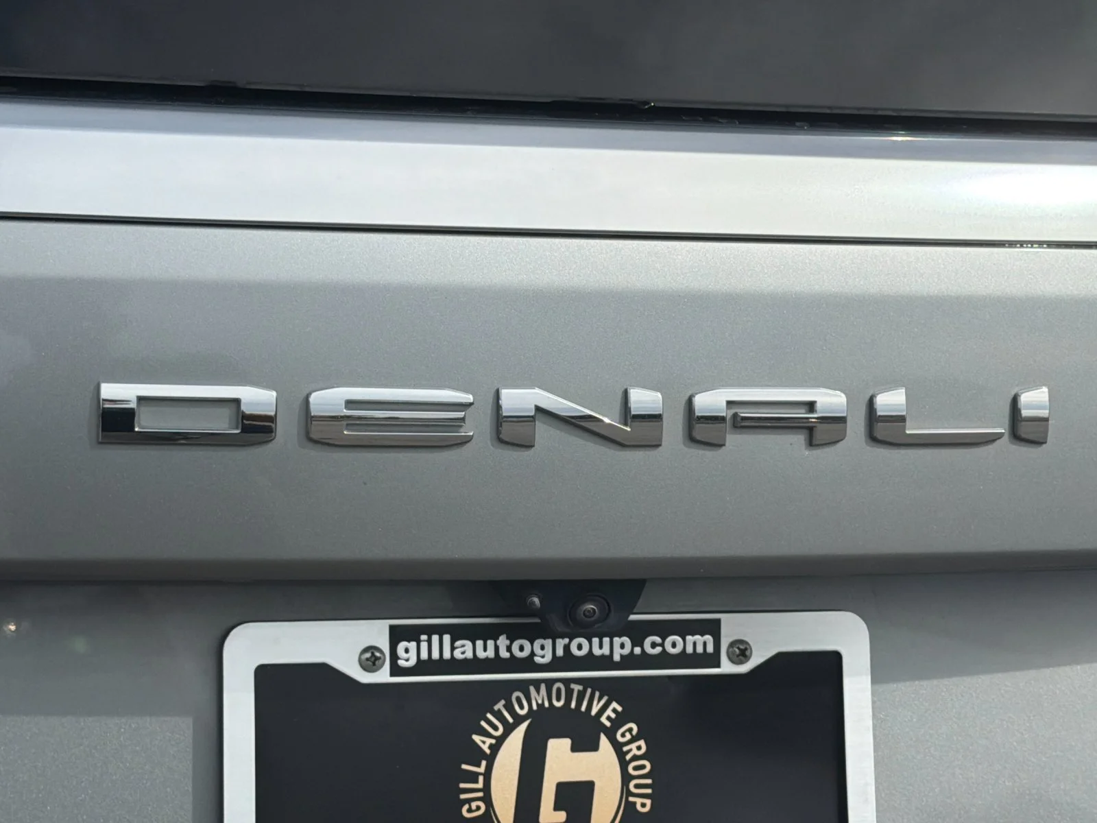 Used 2025 Sterling Metallic GMC Denali image 43