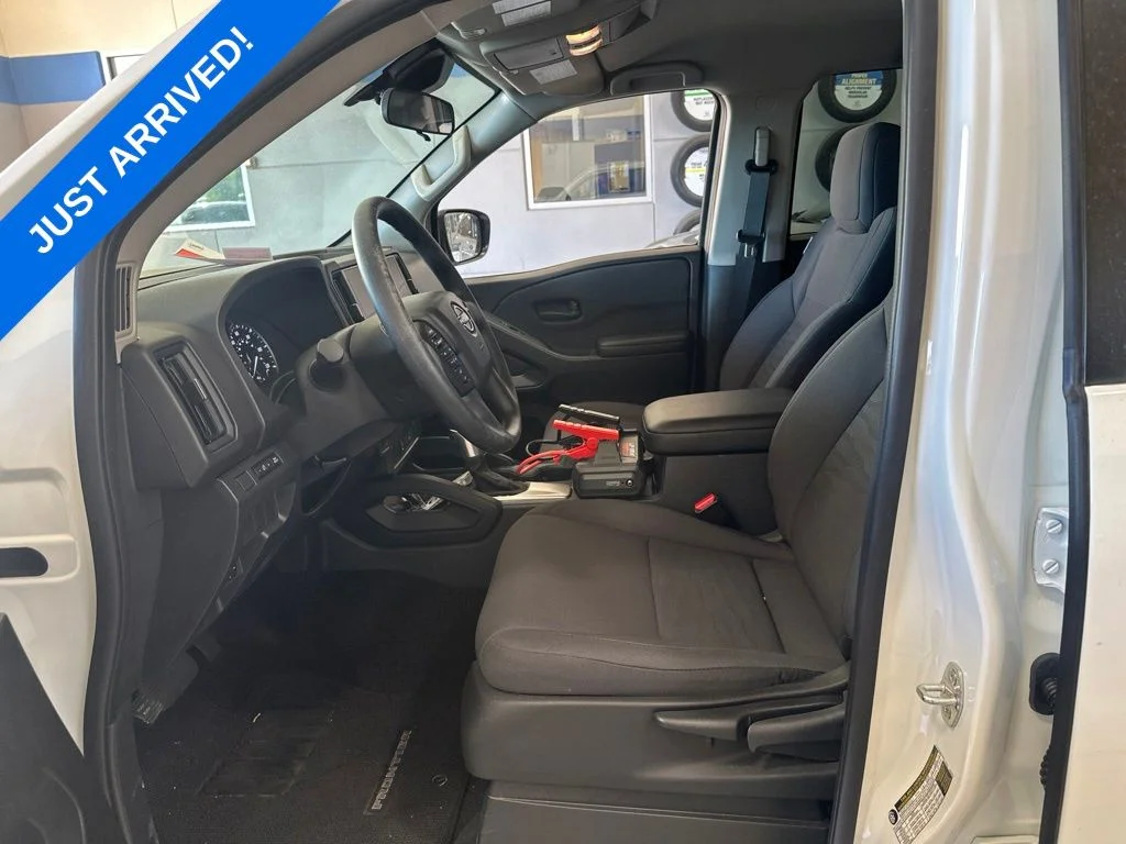 Used 2026 Glacier White Nissan S image 7