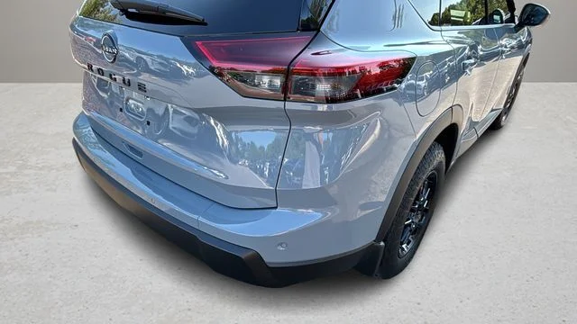 Used 2026 Gray Nissan Dark Armor image 39