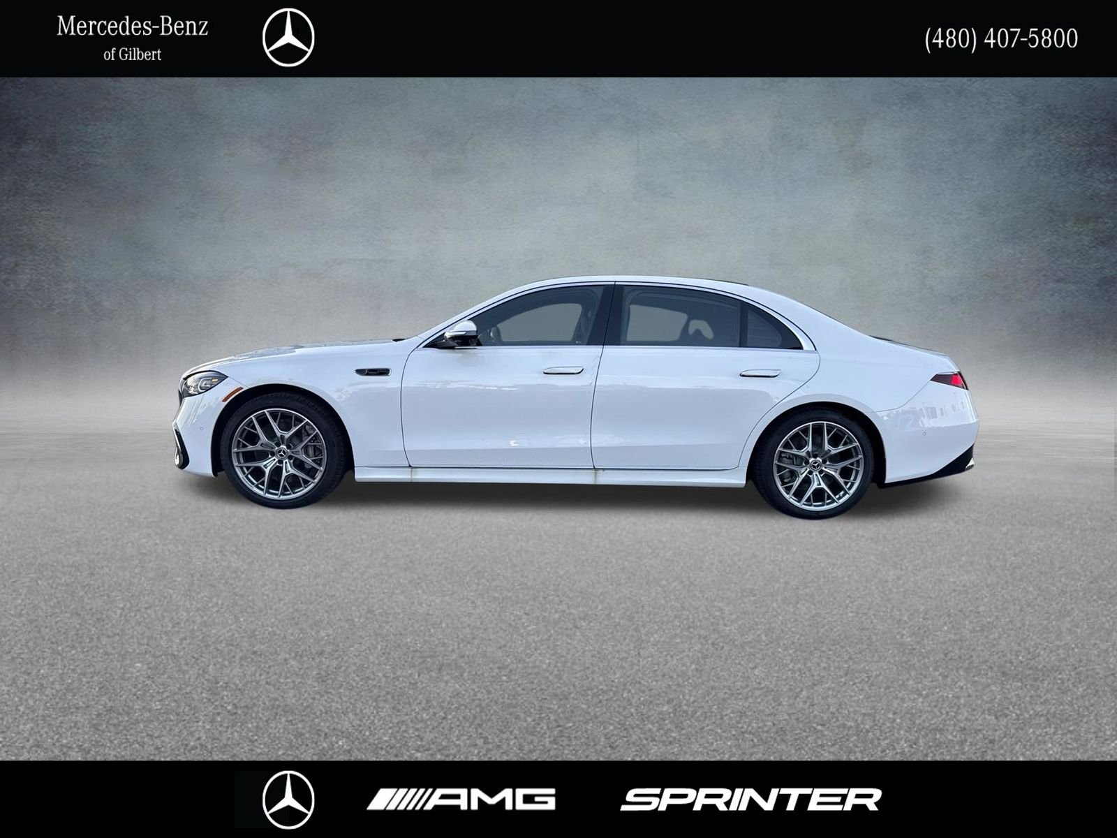 New 2027 MANUFAKTUR Moonlight White Metallic Mercedes-Benz S 580 image 3
