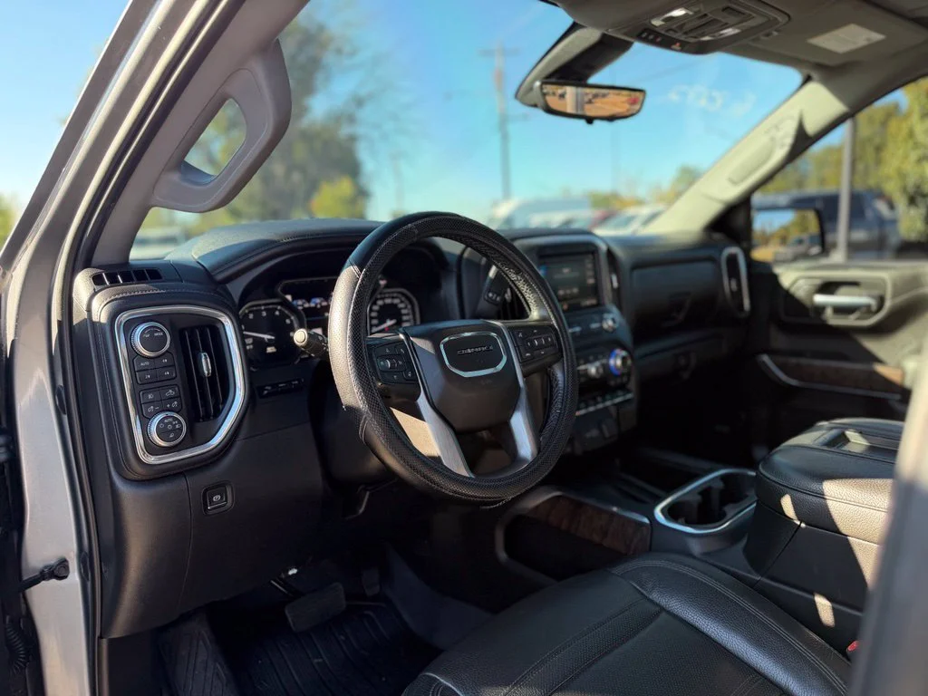 Used 2020 Gray GMC Denali image 12