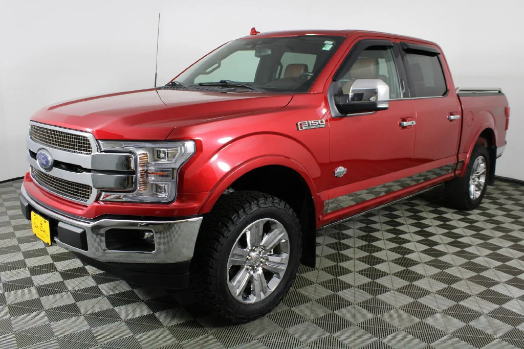 Used 2020 Red Ford King Ranch image 3