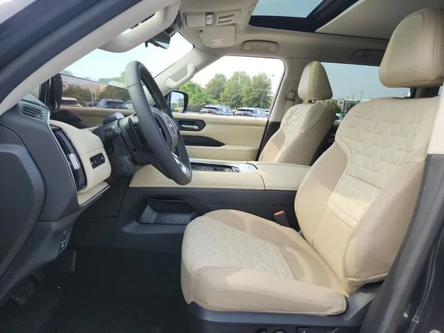 2026 Nissan Armada Platinum Reserve - Photo 6