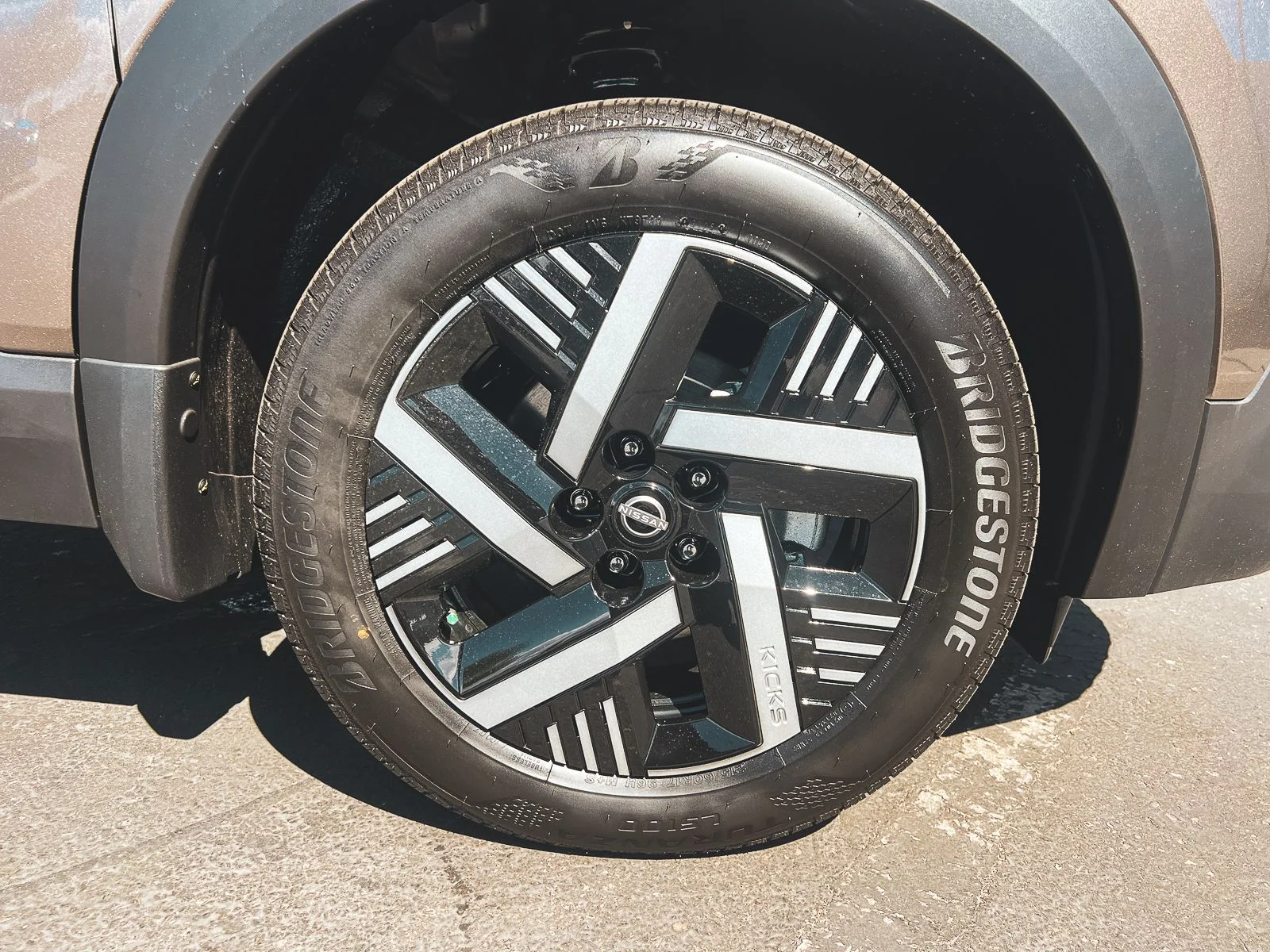 New 2026 Canyon Bronze Metallic Nissan SV image 3