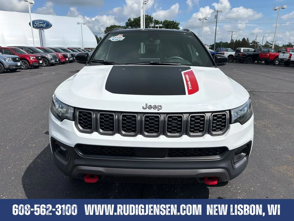 Used 2025 Bright White Clearcoat Jeep Trailhawk image 8