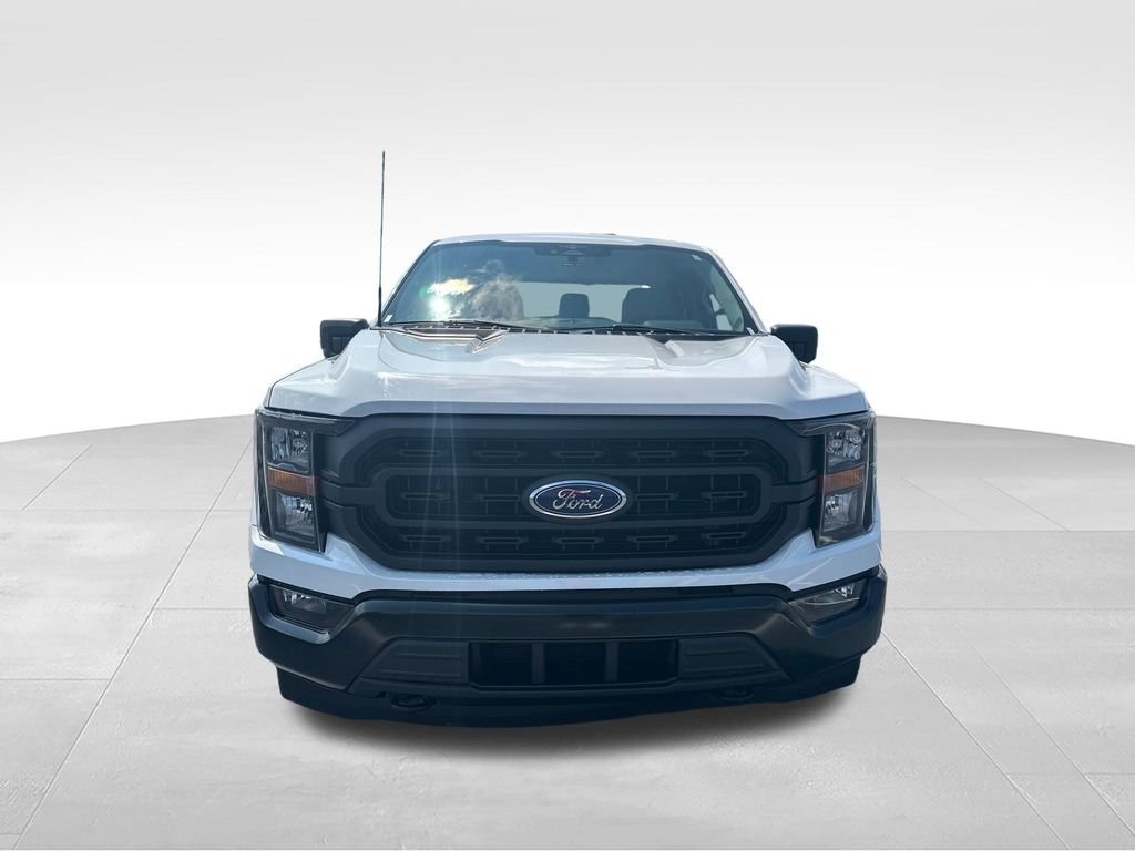 Used 2023 White Ford XL image 8