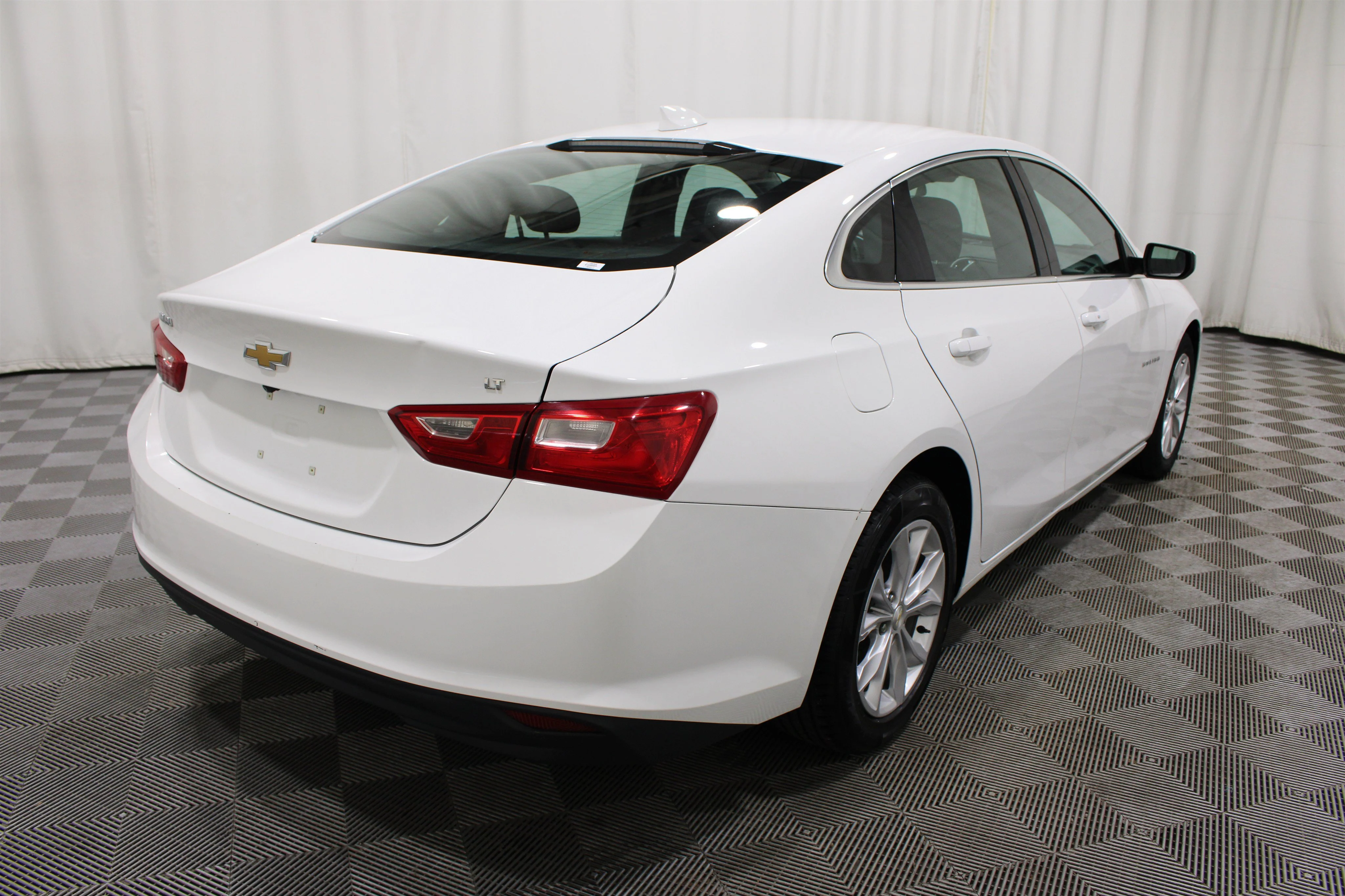 2023 Chevrolet Malibu 1LT - Photo 30