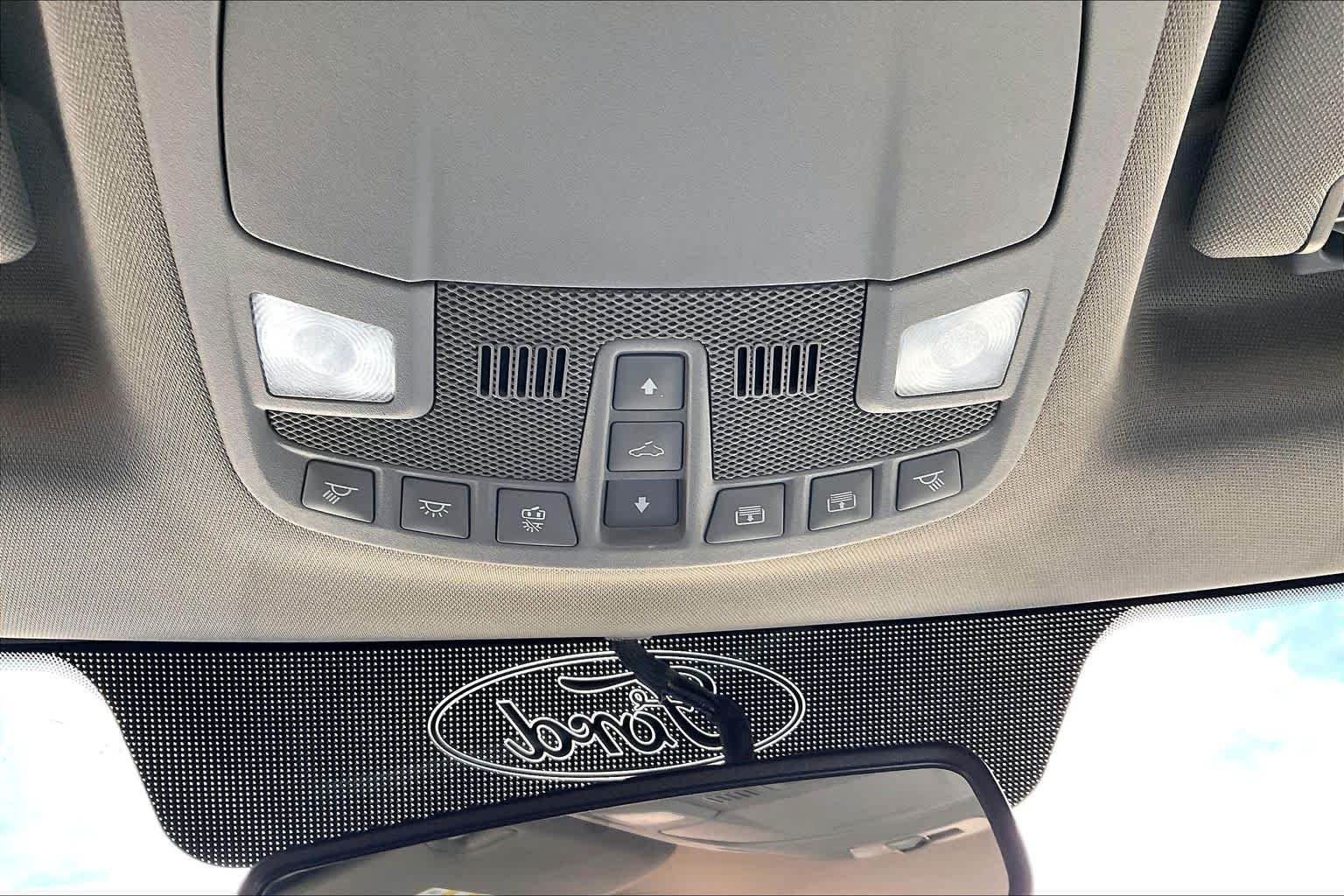 Used 2017 Blue Jeans Metallic Ford XLT image 32