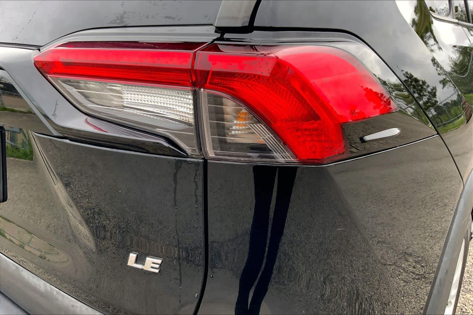 Used 2021 Midnight Black Metallic Toyota LE image 30