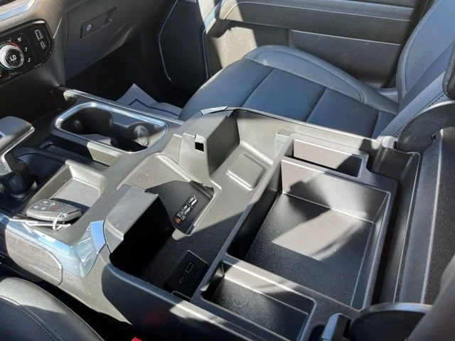 2024 Chevrolet Silverado 1500 LTZ - Photo 31